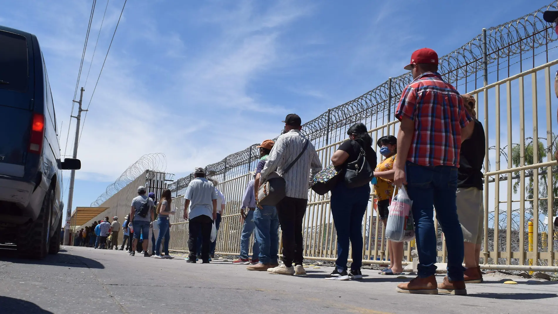 6 frontera cruce fronterizo linea LUIS ALONSO MORENO